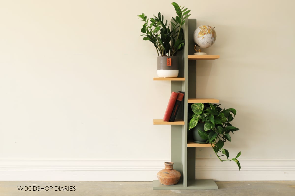easy plant shelf with 2 boards