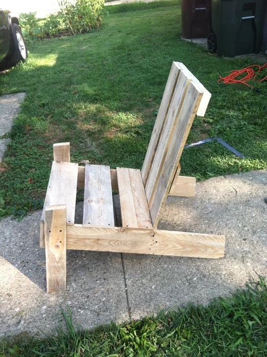 pallet adirondack chair plans