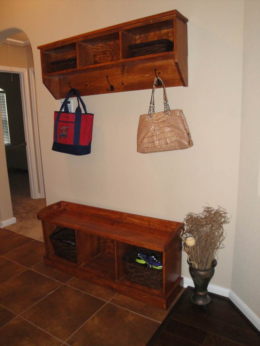 Entryway bench and shelf | Do It Yourself Home Projects from Ana White