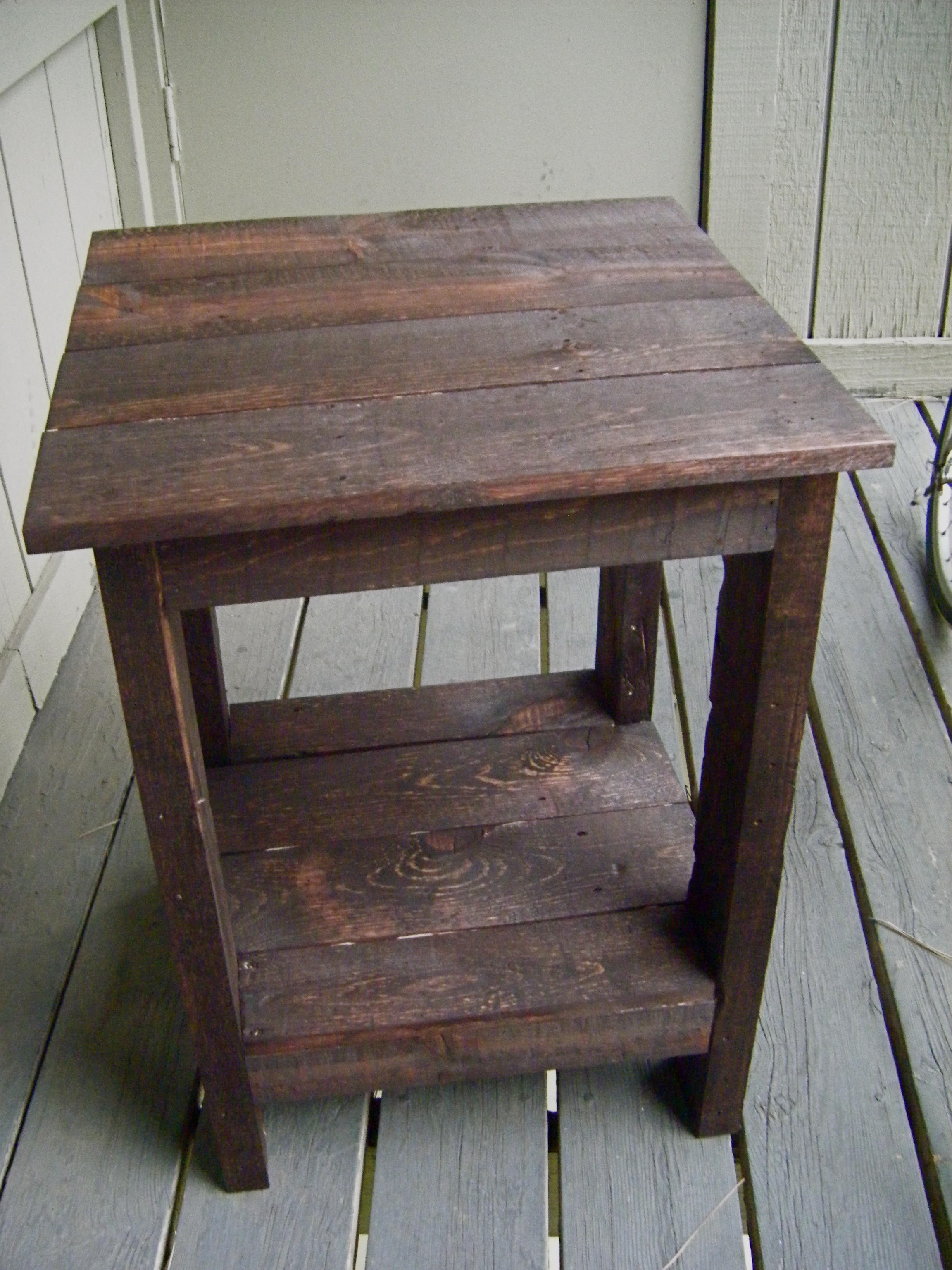 Tryed Side Table- Pallet Redux | Do It Yourself Home Projects from Ana 