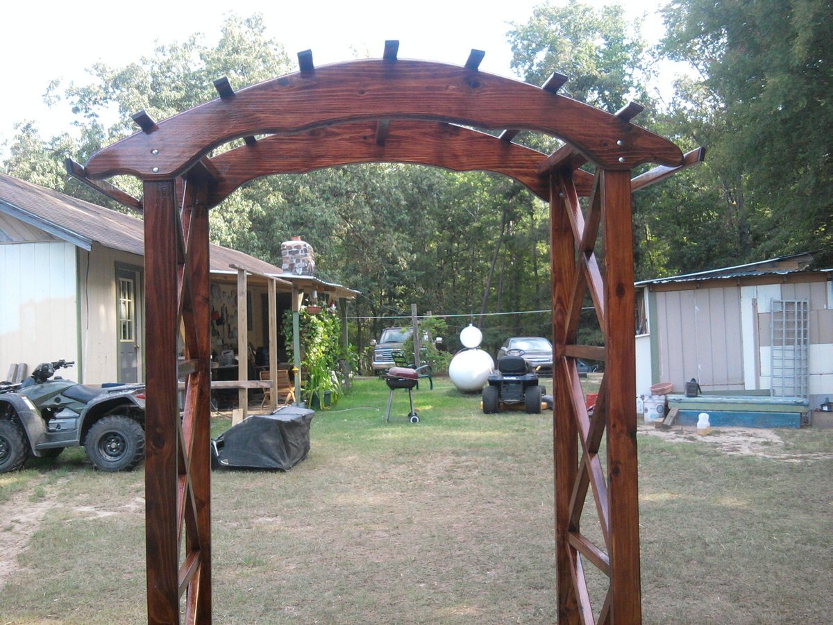 Rustic X wedding arch | Do It Yourself Home Projects from Ana White