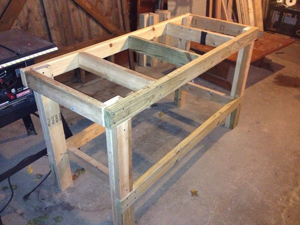 Build Garage Workbench Plans also Homemade Woodworking Bench Plans 