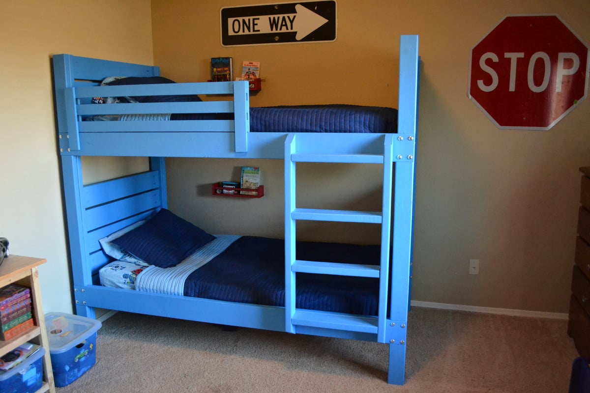 bunk bed ladder diy