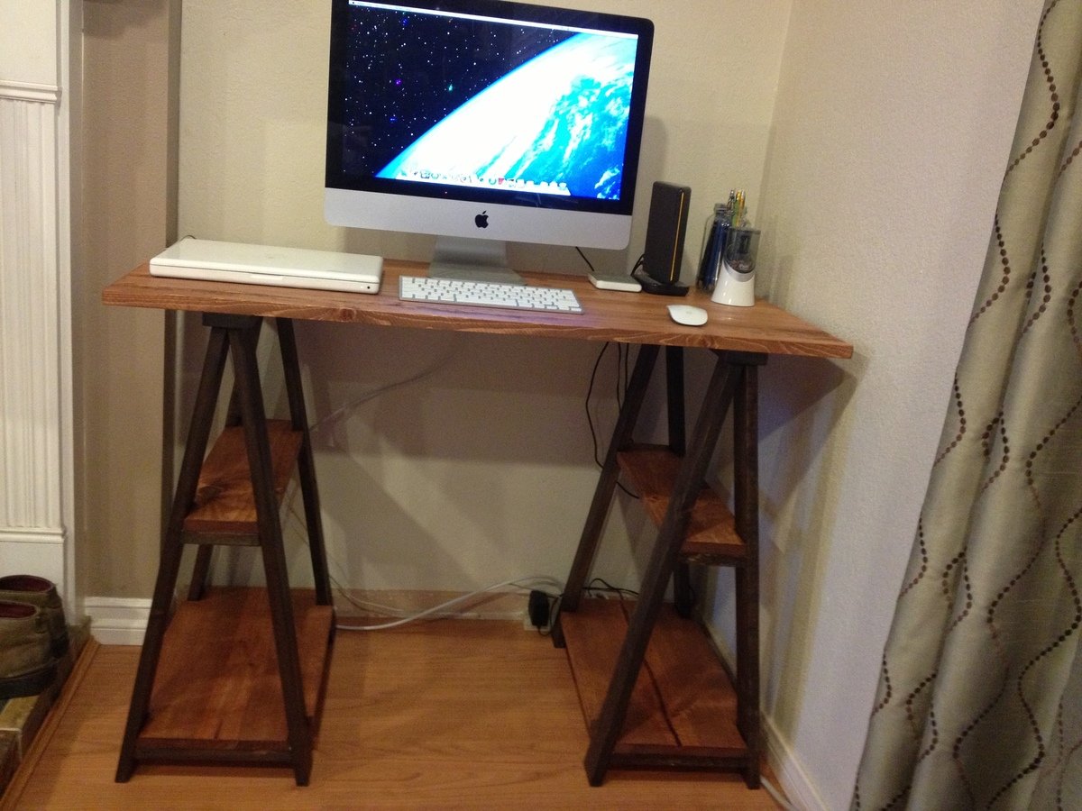 Sawhorse Desk | Do It Yourself Home Projects from Ana White