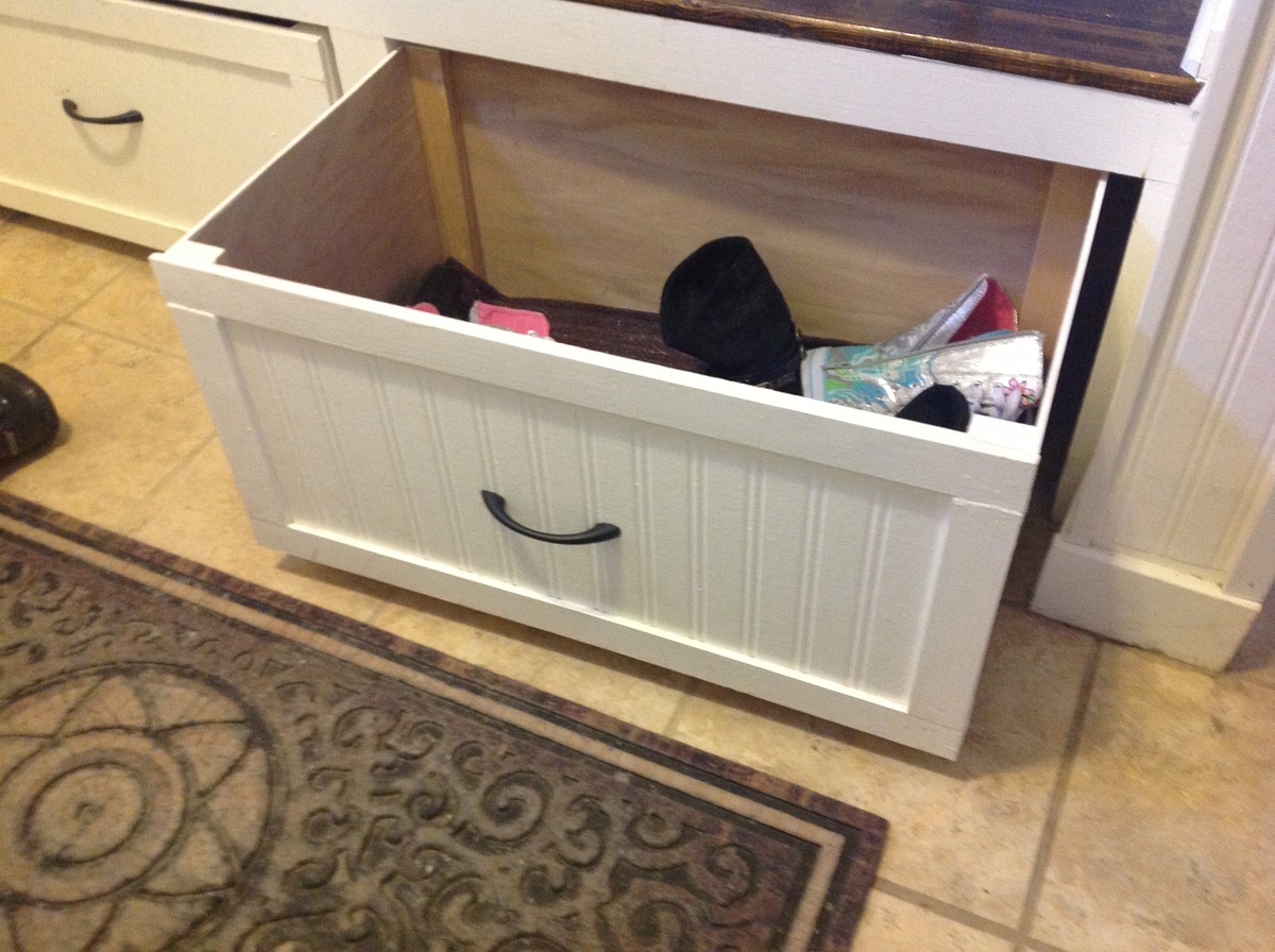 A twist on Modular Family Entryway Mudroom System - Pullout ...