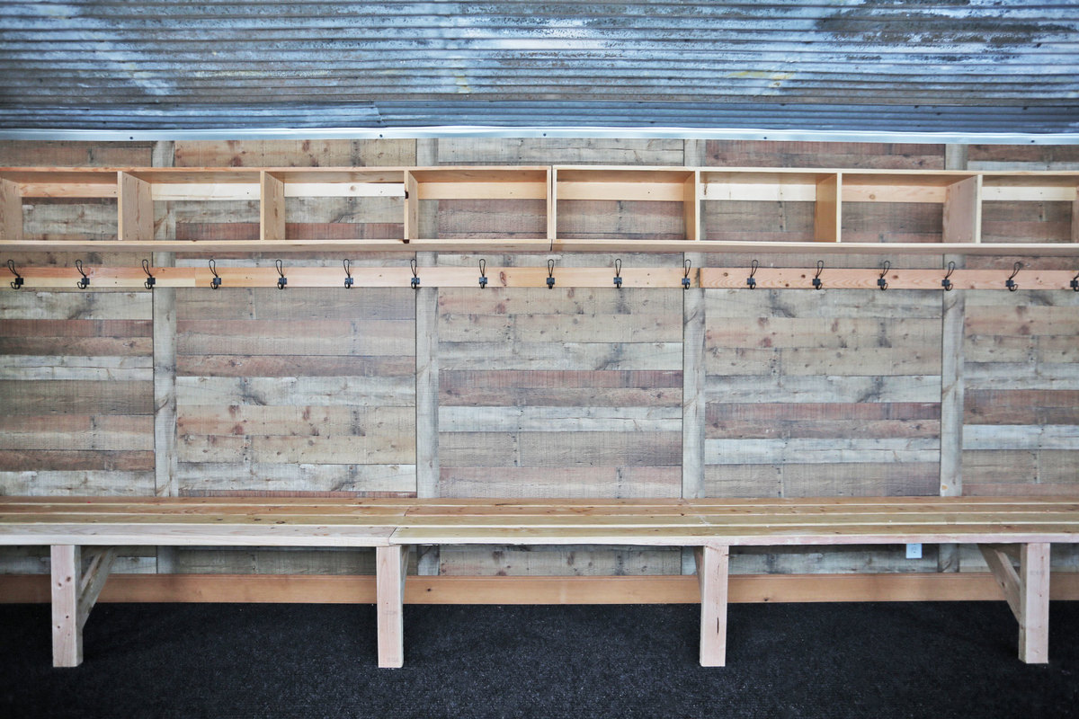 Easy Mudroom Benches Or Locker Room Benches Ana White