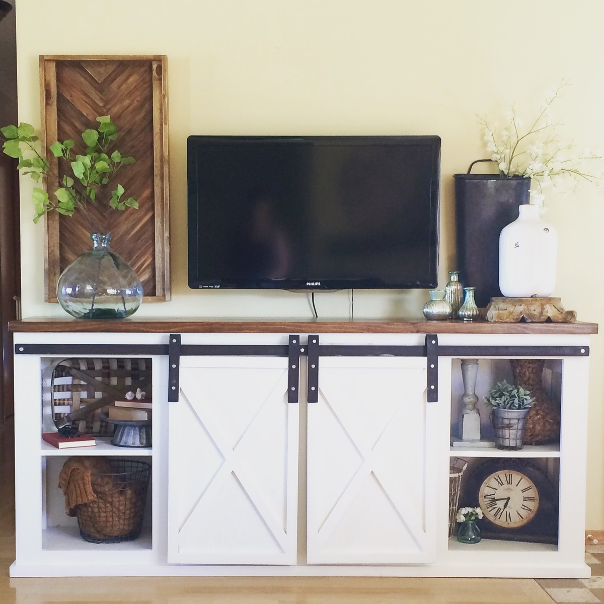 Ana White | Sliding door console - DIY Projects