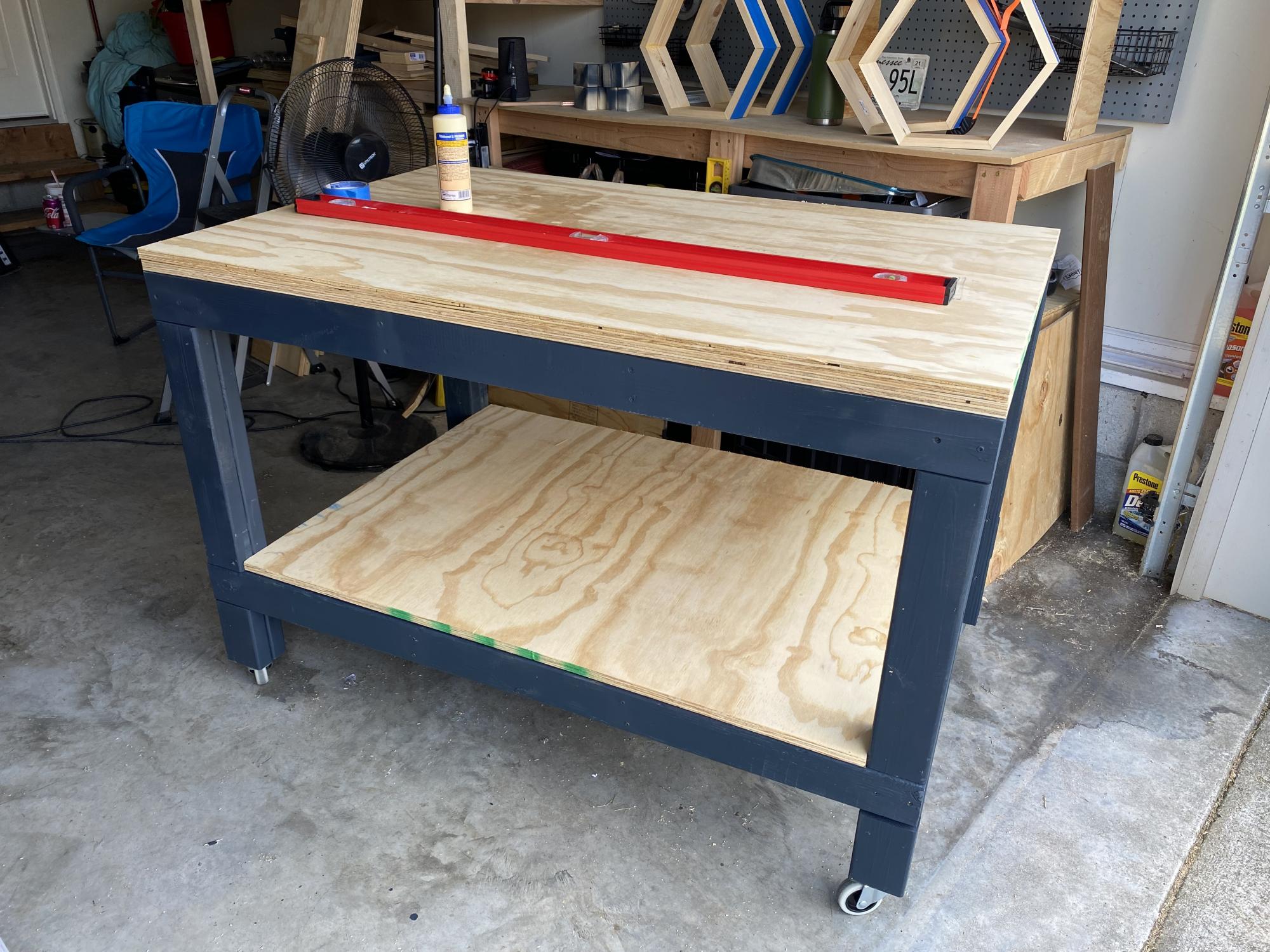 Easy DIY Workbench | Ana White