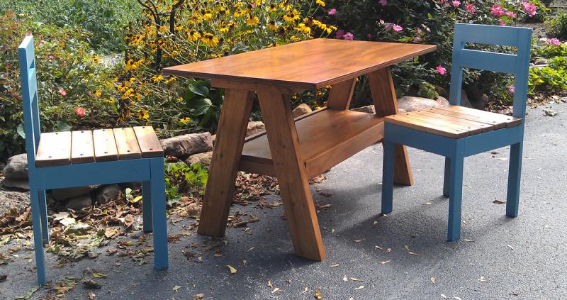 trestle style play table 