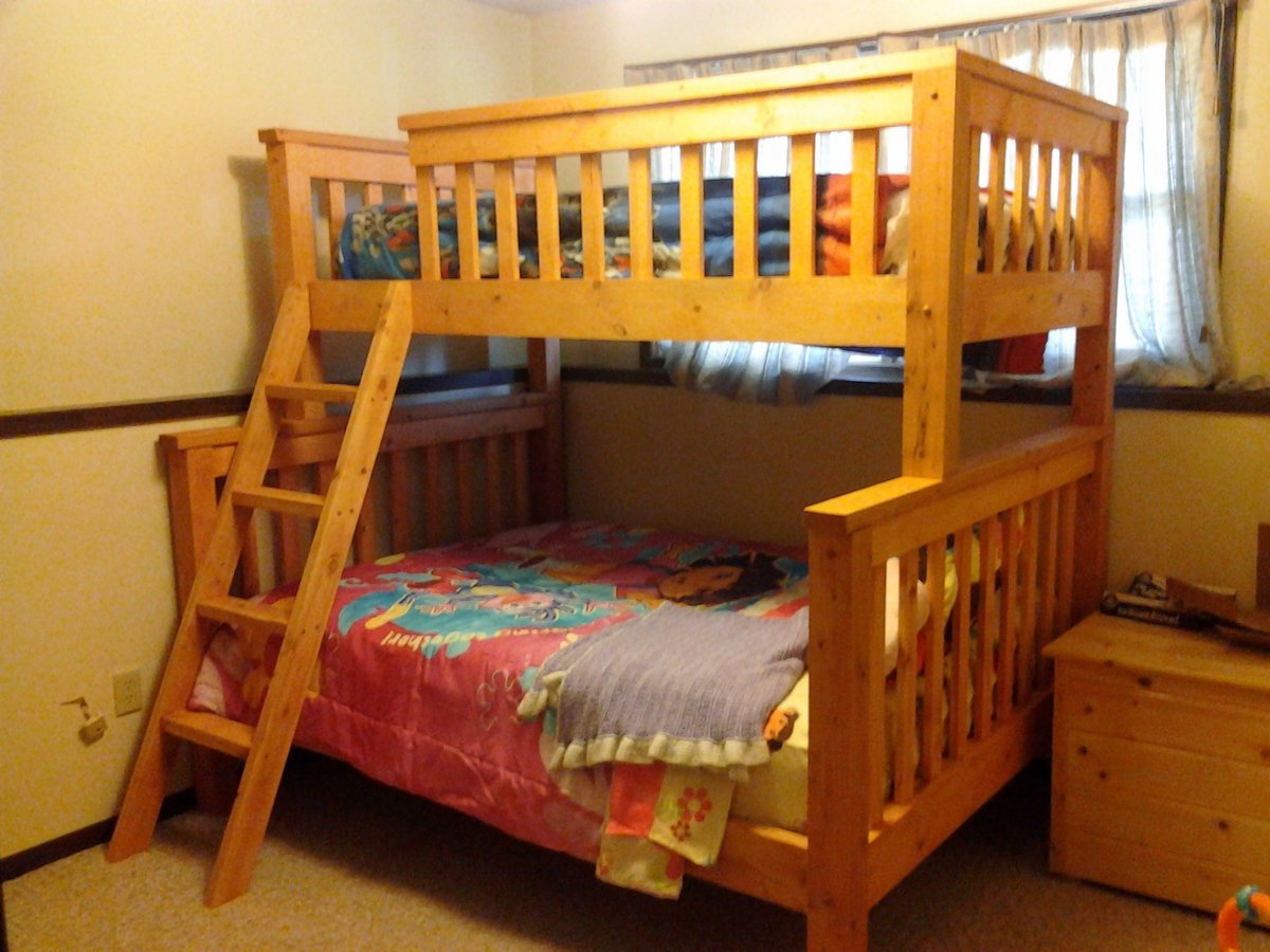 bunk beds with twin on top and full on bottom