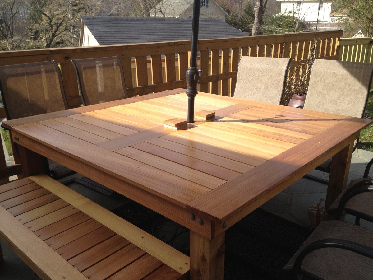 Square wood outlet patio table