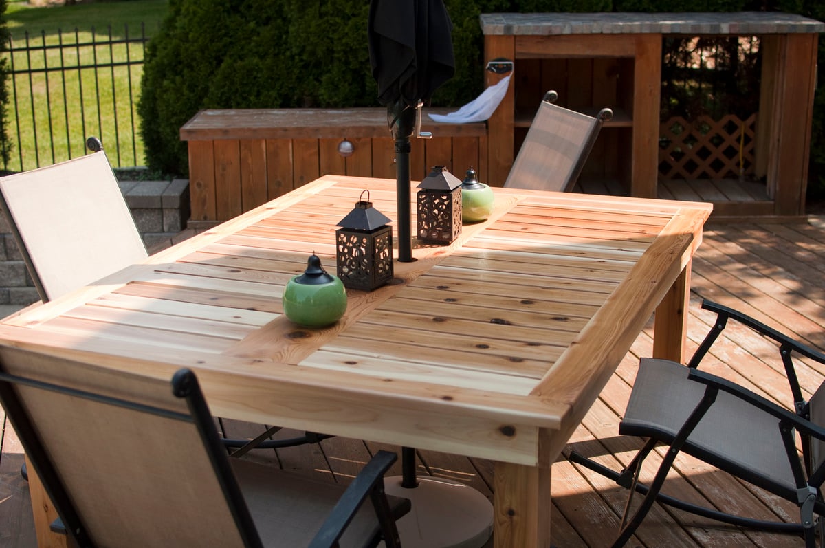 simple outdoor dining table | ana white