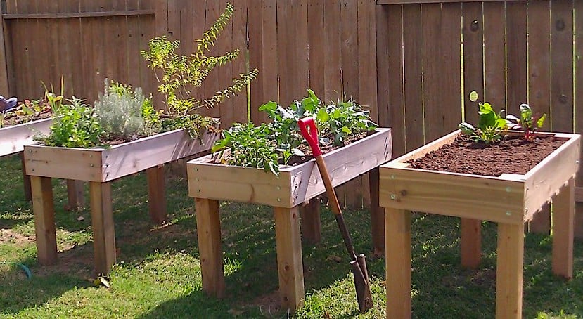 How to Make a SImple Garden Planter Box - raised bed garden!
