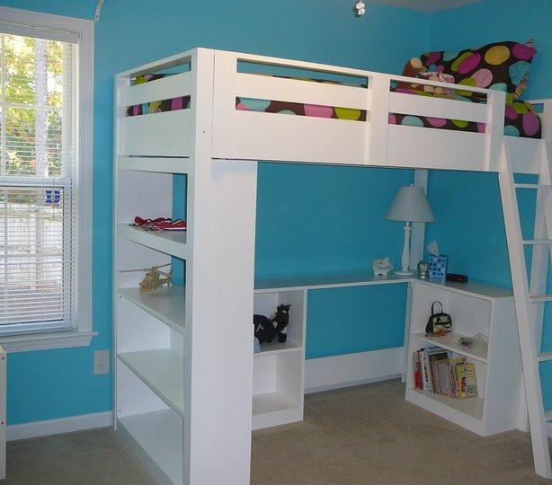 loft bed with bookshelves