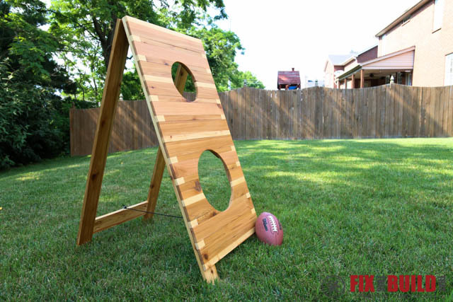 cornhole backyard football game