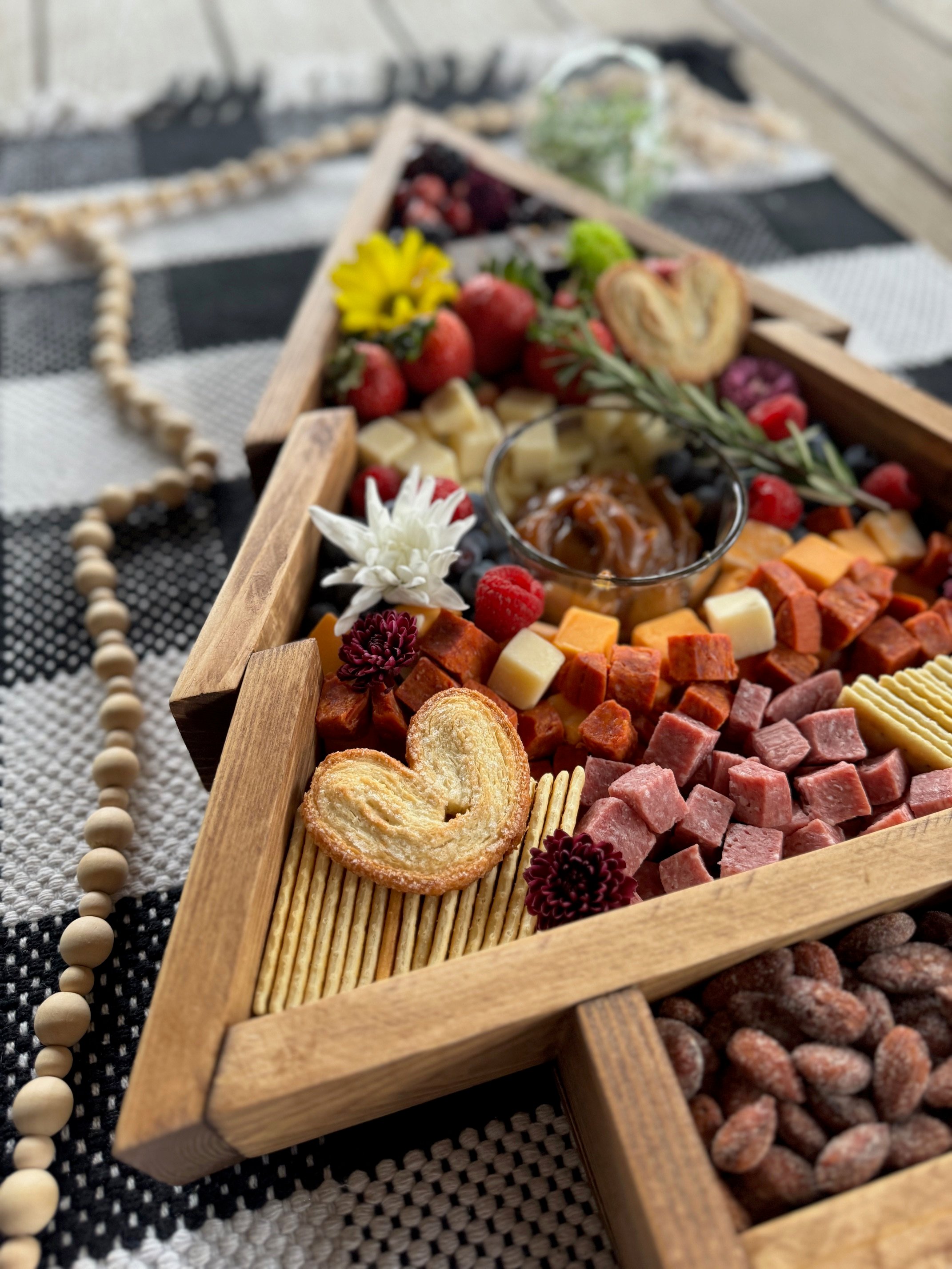 DIY Christmas tree Tray