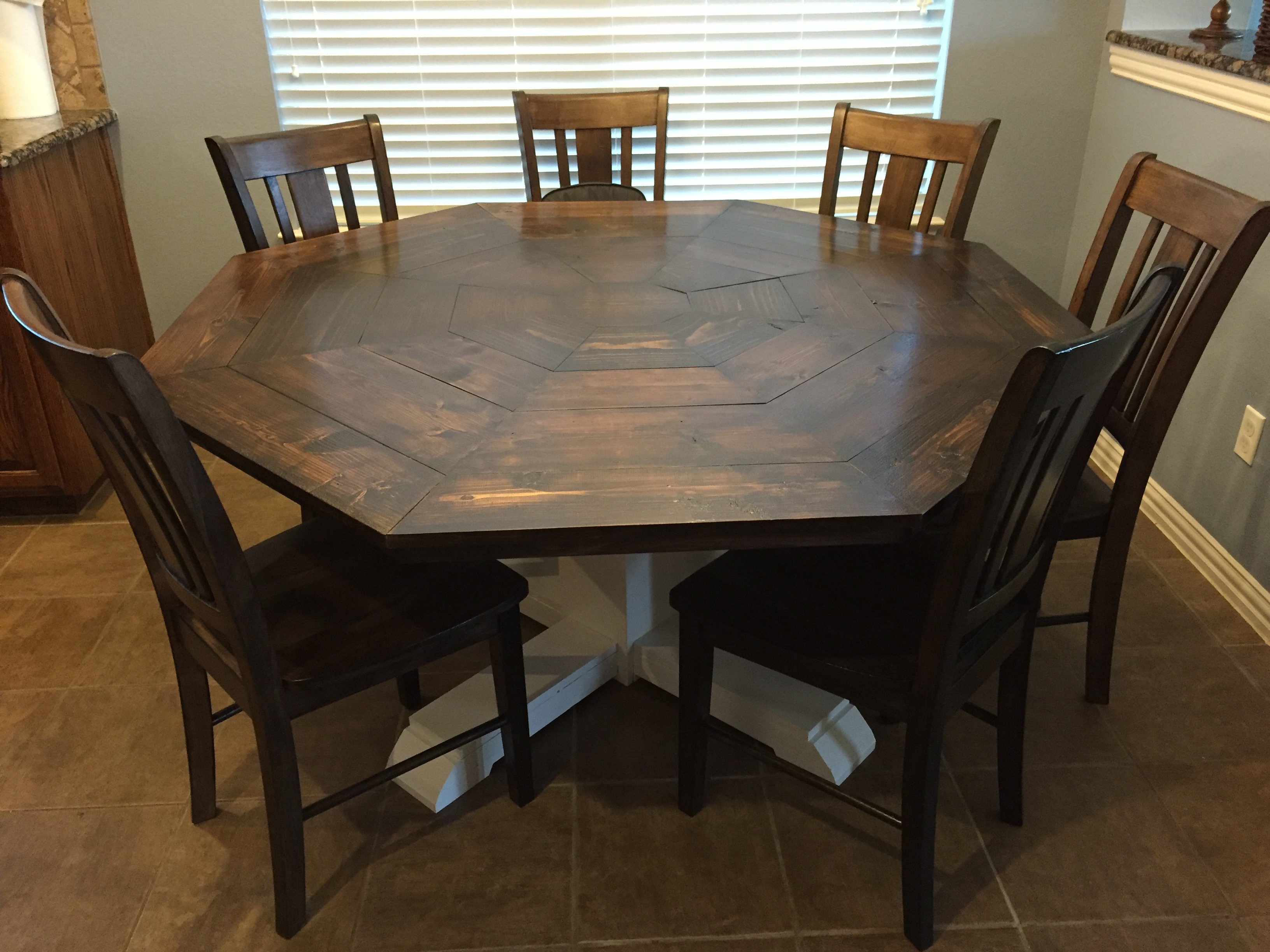 octagon shaped dining room tables