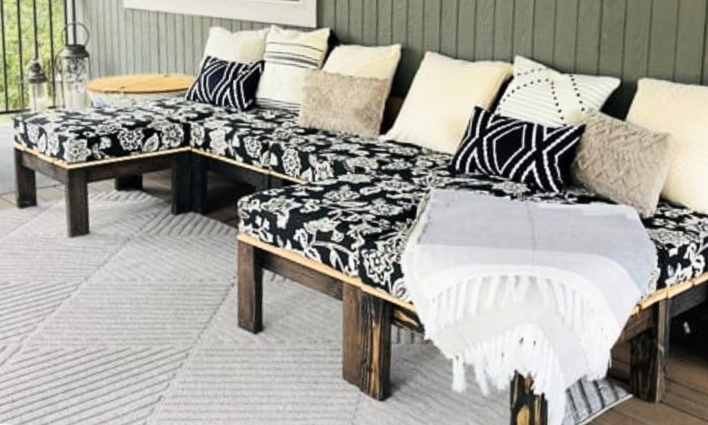 build your own outdoor sofa fence pickets