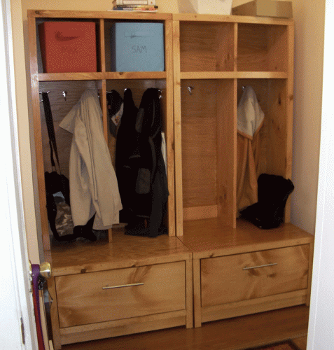 Braden Entryway Hutch