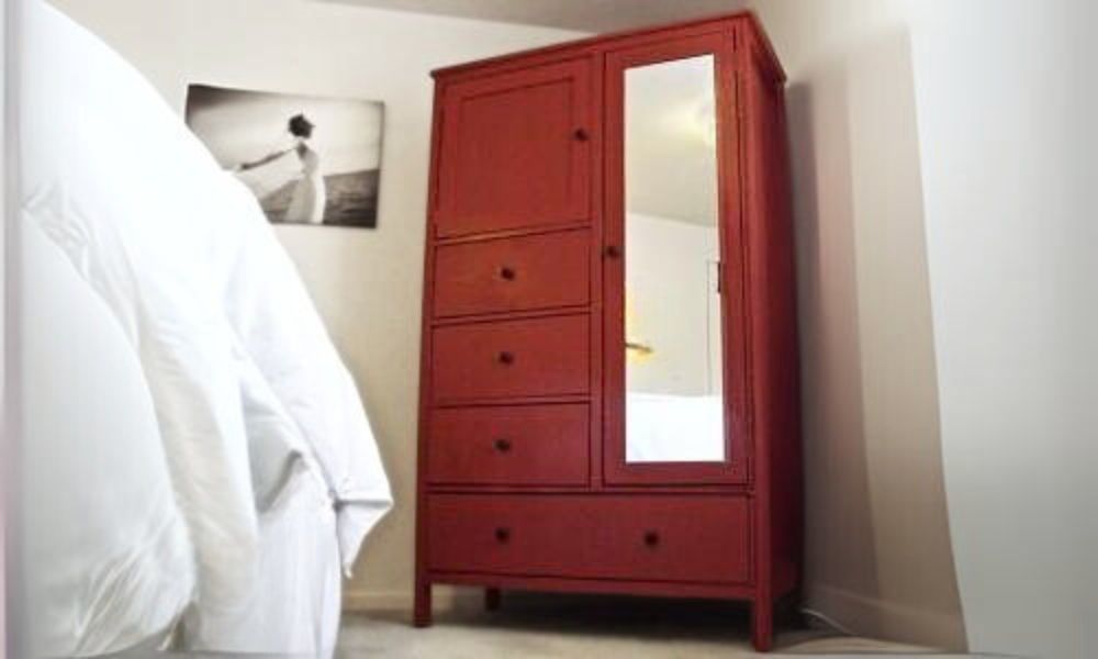 free woodworking plan armoire with drawers