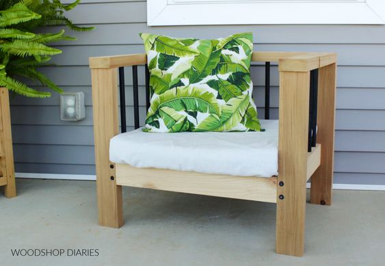 outdoor chair with dowel arms