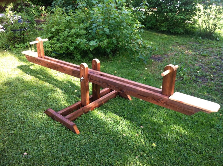 wood teeter totter or seesaw woodworking plans