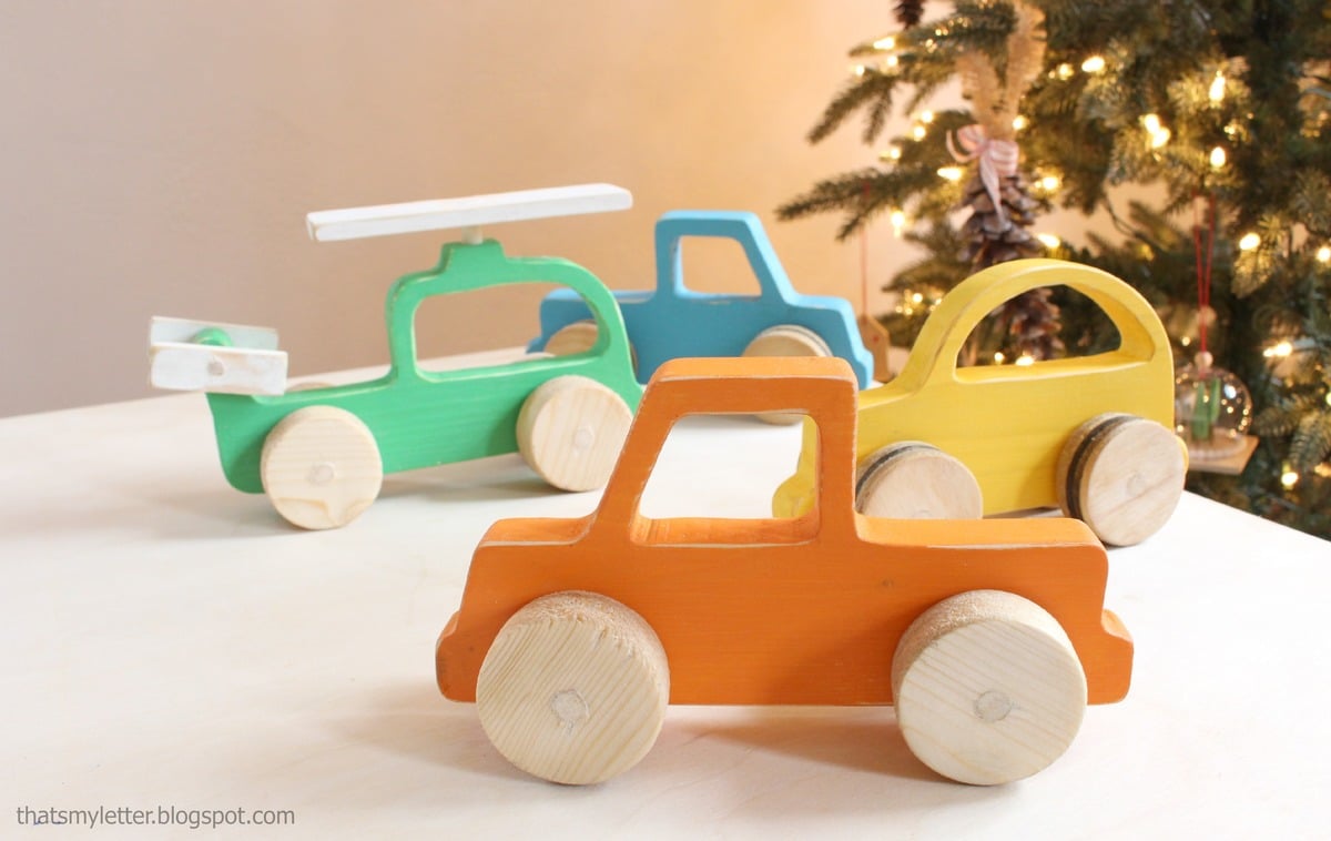 Simple Toy Cars - Beginner woodworking project 
